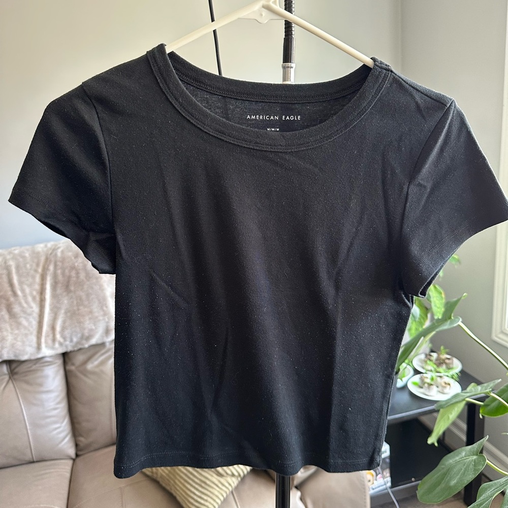 American Eagle Black Baby Tee